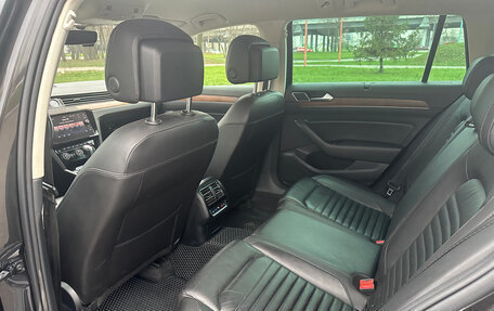 Volkswagen Passat B8 рестайлинг, 2018 год, 2 650 000 рублей, 7 фотография