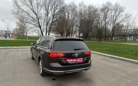 Volkswagen Passat B8 рестайлинг, 2018 год, 2 650 000 рублей, 3 фотография