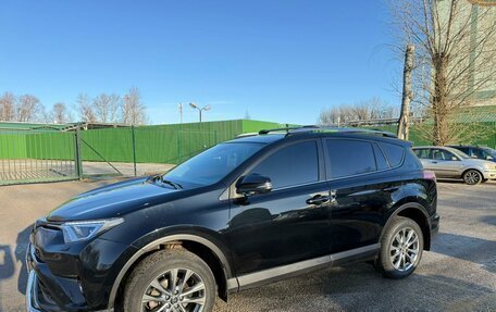 Toyota RAV4, 2018 год, 2 670 000 рублей, 5 фотография