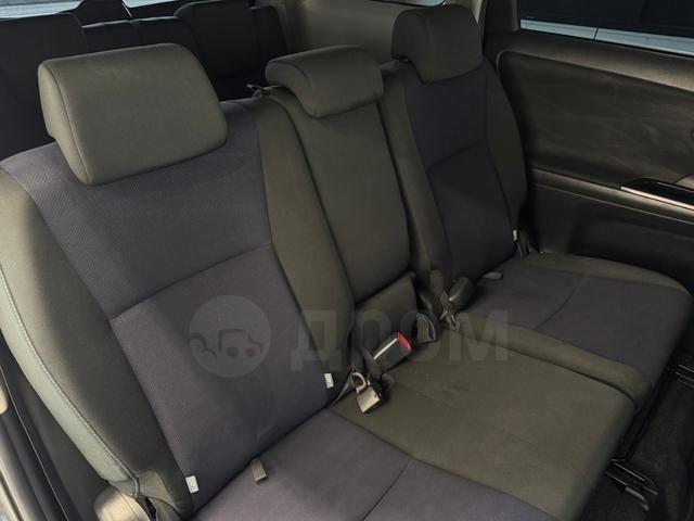 Toyota Wish II рестайлинг, 2017 год, 899 965 рублей, 4 фотография