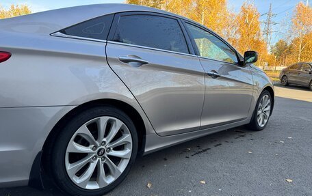 Hyundai Sonata VI, 2012 год, 1 195 000 рублей, 11 фотография