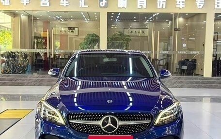 Mercedes-Benz C-Класс, 2019 год, 2 000 000 рублей, 1 фотография