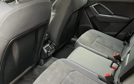 Audi Q3, 2023 год, 3 000 000 рублей, 11 фотография