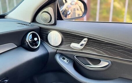 Mercedes-Benz C-Класс, 2019 год, 2 000 000 рублей, 15 фотография