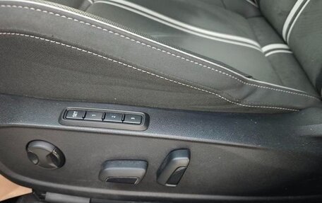 Volkswagen Golf VIII, 2022 год, 1 650 000 рублей, 16 фотография