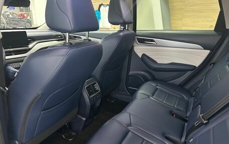 Haval F7 I, 2022 год, 2 250 000 рублей, 12 фотография