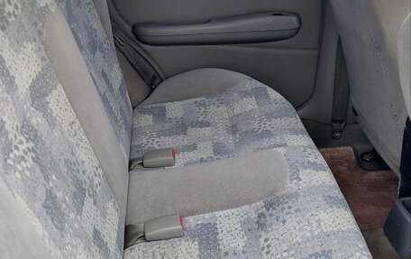 Nissan March II, 2000 год, 250 000 рублей, 11 фотография