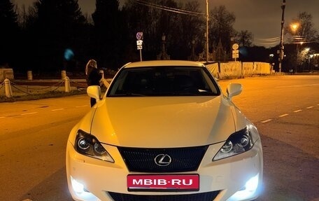 Lexus IS II рестайлинг 2, 2008 год, 1 500 000 рублей, 1 фотография