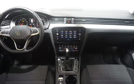 Volkswagen Passat B8 рестайлинг, 2021 год, 2 626 001 рублей, 13 фотография