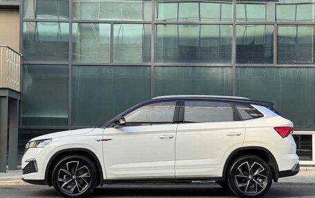 Skoda Kamiq I, 2022 год, 1 805 000 рублей, 3 фотография