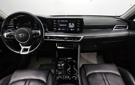 KIA K5, 2022 год, 2 112 500 рублей, 3 фотография