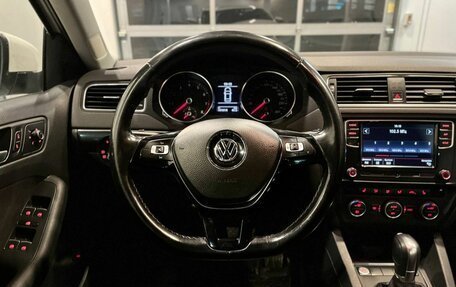 Volkswagen Jetta VI, 2018 год, 1 560 000 рублей, 10 фотография