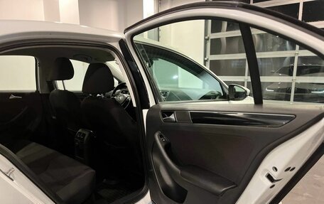 Volkswagen Jetta VI, 2018 год, 1 560 000 рублей, 17 фотография