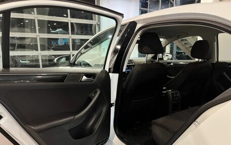 Volkswagen Jetta VI, 2018 год, 1 560 000 рублей, 22 фотография