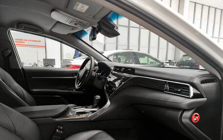 Toyota Camry, 2019 год, 3 150 000 рублей, 13 фотография