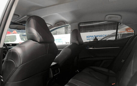 Toyota Camry, 2019 год, 3 150 000 рублей, 15 фотография