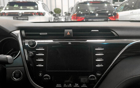 Toyota Camry, 2019 год, 3 150 000 рублей, 18 фотография