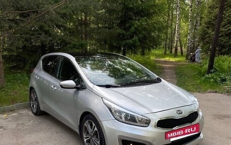 KIA cee'd III, 2016 год, 990 000 рублей, 2 фотография