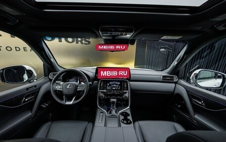 Lexus LX, 2025 год, 19 700 000 рублей, 15 фотография