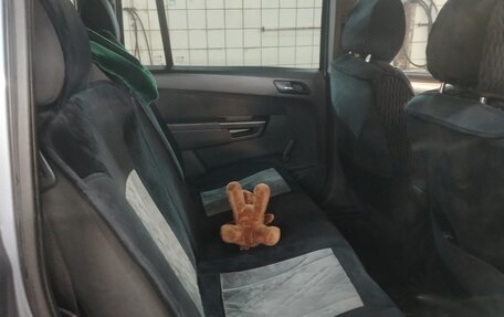 Opel Zafira B, 2011 год, 650 000 рублей, 11 фотография