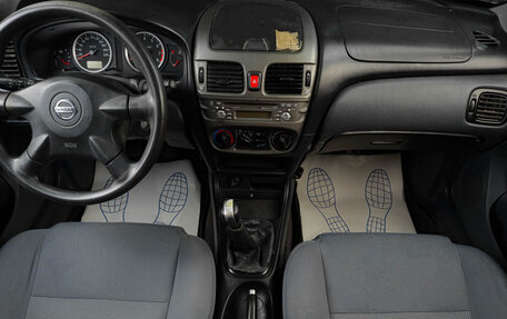 Nissan Almera, 2005 год, 389 000 рублей, 13 фотография