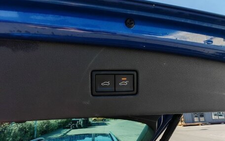 Volkswagen Tiguan II, 2019 год, 2 050 000 рублей, 11 фотография