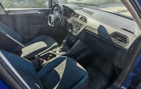 Volkswagen Tiguan II, 2019 год, 2 050 000 рублей, 18 фотография