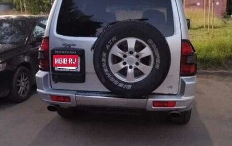 Mitsubishi Montero III, 2000 год, 590 000 рублей, 3 фотография