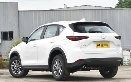 Mazda CX-5 II, 2025 год, 2 350 000 рублей, 2 фотография
