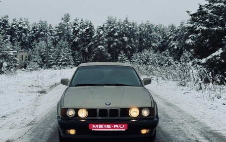 BMW 5 серия, 1990 год, 215 000 рублей, 2 фотография