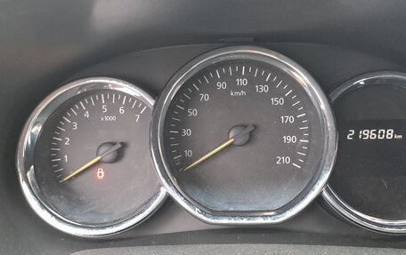 Renault Logan II, 2021 год, 500 000 рублей, 6 фотография