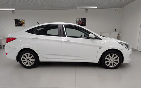 Hyundai Solaris II рестайлинг, 2016 год, 1 100 000 рублей, 8 фотография