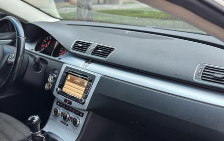 Volkswagen Passat CC I рестайлинг, 2012 год, 750 000 рублей, 22 фотография