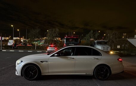 Mercedes-Benz E-Класс AMG, 2021 год, 11 300 000 рублей, 4 фотография
