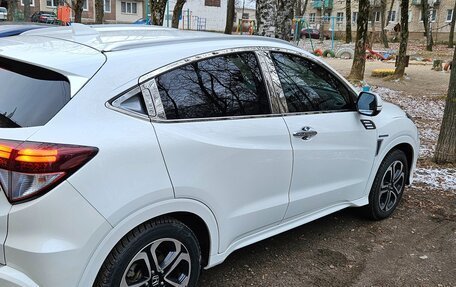 Honda Vezel, 2015 год, 1 700 000 рублей, 1 фотография