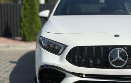 Mercedes-Benz A-Класс, 2022 год, 2 350 000 рублей, 2 фотография