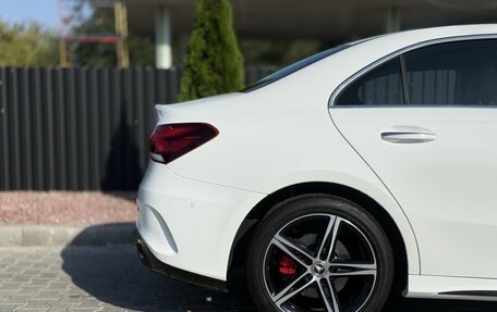 Mercedes-Benz A-Класс, 2022 год, 2 350 000 рублей, 11 фотография