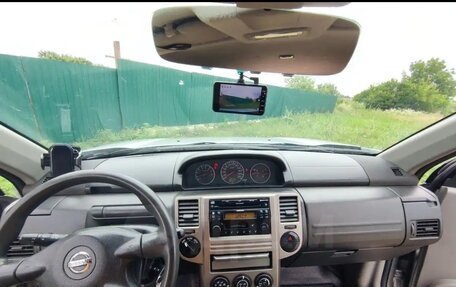 Nissan X-Trail, 2005 год, 620 000 рублей, 13 фотография