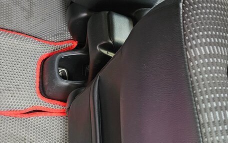 Honda Vezel, 2015 год, 1 700 000 рублей, 8 фотография