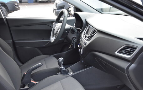 Hyundai Solaris II рестайлинг, 2017 год, 1 150 000 рублей, 19 фотография