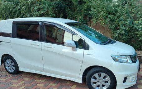 Honda Freed I, 2012 год, 1 290 000 рублей, 5 фотография