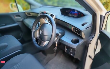 Honda Freed I, 2012 год, 1 290 000 рублей, 8 фотография