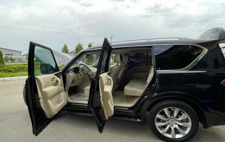 Infiniti QX56, 2011 год, 2 400 000 рублей, 10 фотография