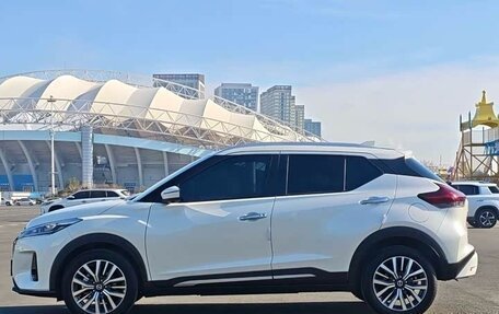 Nissan Kicks I, 2021 год, 1 810 000 рублей, 6 фотография