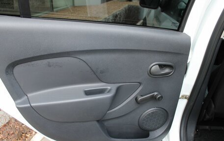 Renault Logan II, 2022 год, 1 290 000 рублей, 9 фотография