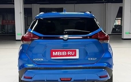 Nissan Kicks I, 2022 год, 1 780 000 рублей, 6 фотография