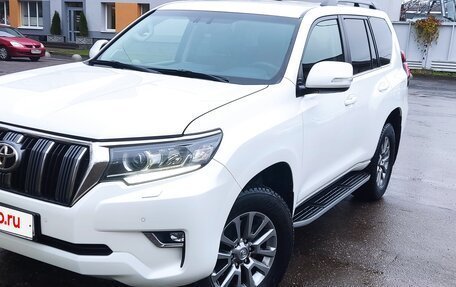 Toyota Land Cruiser Prado 150 рестайлинг 2, 2018 год, 3 790 000 рублей, 2 фотография