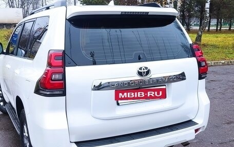 Toyota Land Cruiser Prado 150 рестайлинг 2, 2018 год, 3 790 000 рублей, 20 фотография