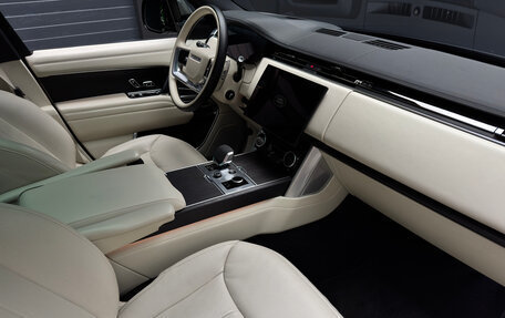 Land Rover Range Rover IV рестайлинг, 2022 год, 17 000 000 рублей, 19 фотография