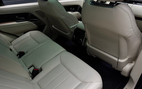 Land Rover Range Rover IV рестайлинг, 2022 год, 17 000 000 рублей, 25 фотография